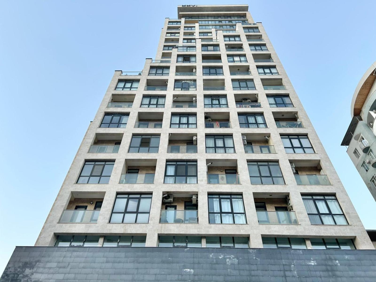 City Center - Next To Holiday Inn -2Br Apartment Tbilisi Exterior photo
